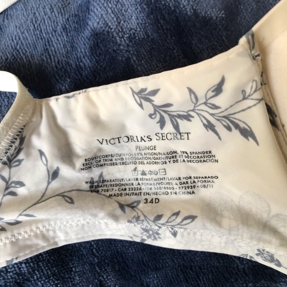 Victoria’s Secret Floral Pattern Plunge Bra - Picture 6 of 6